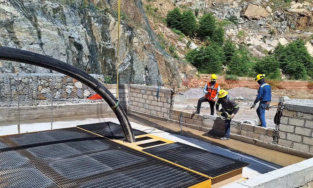cs_159-overcoming-geotechnical-challenges-with-pexgol-at-media-luna-05